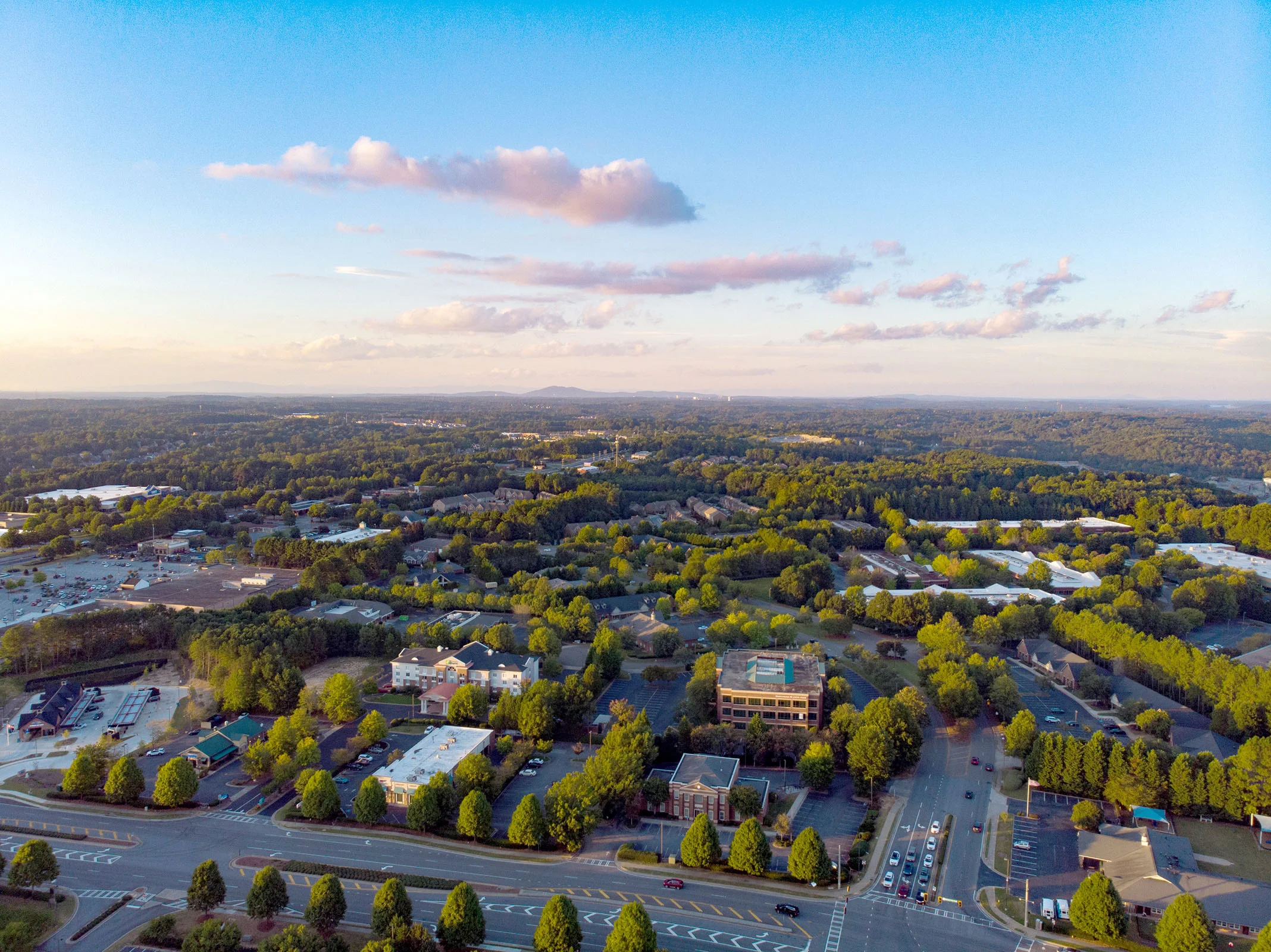 Finding the Best Roofer in Johns Creek: A Comparison Guide